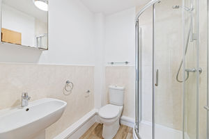 En Suite- click for photo gallery